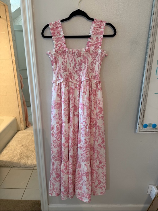 Altar'd State Dresses & Skirts - Altar'd State Pink and White Floral Smocked Maxi Dress